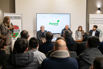 Capacitan al personal de Obras Sanitarias vinculado al sistema de agua potable