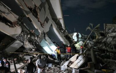 Después de una nueva réplica del terremoto en Venezuela, abandonaron la búsqueda de una mujer atrapada que se había contactado por WhatsApp