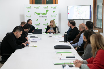 El órgano de control y monitoreo del transporte público de Paraná se reunió para evaluar el desempeño del sistema