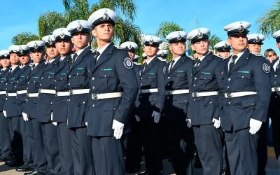 Cadetes y aspirantes de la Policía y el Servicio Penitenciario juraron a la Bandera en Villaguay