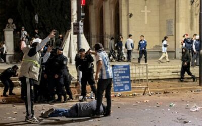 Agredió a un policía durante los festejos por la Selección: la imputaron y no podrá celebrar la final en la calle