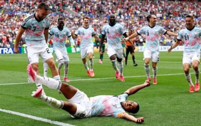 Con un gol de penal en el alargue, Bélgica dio vuelta el resultado, le ganó 3-2 a Senegal y avanzó a octavos
