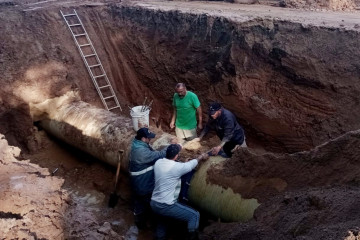Continúan los trabajos en acueducto que abastece al centro de distribución Parque del Lago