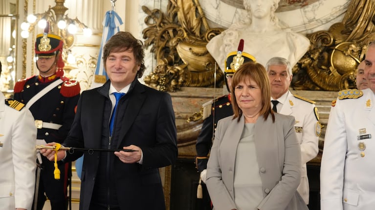 el-gobierno-se-enfoca-en-la-estrategia-parlamentaria-y-disena-un-plan-para-reflotar-tres-proyectos-c-20260703-013138