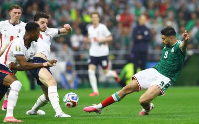 Inglaterra le gana a México y encamina su clasificación a cuartos de final