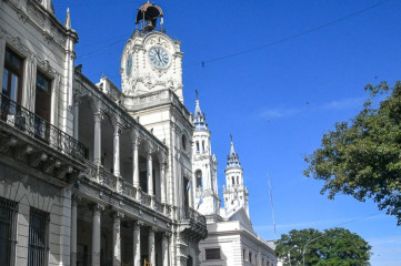 La Municipalidad de Paraná otorgará un incremento del 4% con los haberes de julio
