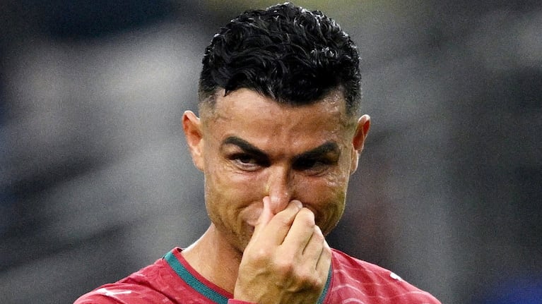 lagrimas-y-bronca-la-reaccion-de-cristiano-ronaldo-tras-la-eliminacion-de-portugal-20260707-002122