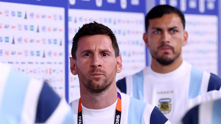 lionel-scaloni-anuncio-la-formacion-de-la-seleccion-argentina-para-enfrentar-a-suiza-lionel-messi-en-20260712-001312