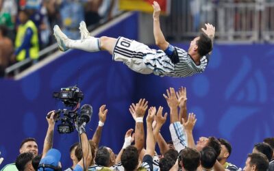 Remontada épica: la Selección dio vuelta un partido dramático, le ganó 3-2 a Egipto y se clasificó a cuartos de final