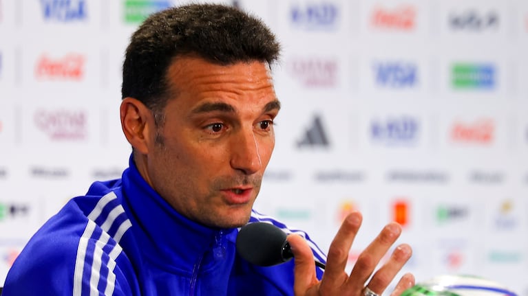 scaloni-no-confirmo-el-equipo-ante-inglaterra-y-dejo-un-aviso-va-a-jugar-el-que-mejor-este-20260715-024126
