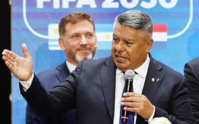 Chiqui Tapia anunció que la AFA comenzó las gestiones para que la Argentina sea sede de toda la fase inicial del Mundial 2030