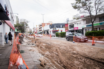 Comenzaron los trabajos de la obra de renovación en calle 25 de Mayo 