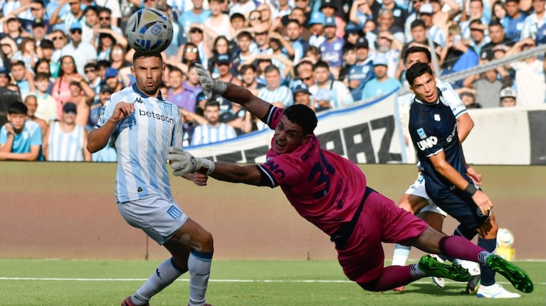 con-un-gol-de-matko-miljevic-racing-le-gana-a-independiente-rivadavia-en-mendoza-por-el-torneo-claus-20260831-010838