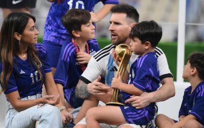 Con una mención especial a sus tres hijos, Antonela Roccuzzo escribió una sentida carta por el retiro de Lionel Messi de la Selección argentina