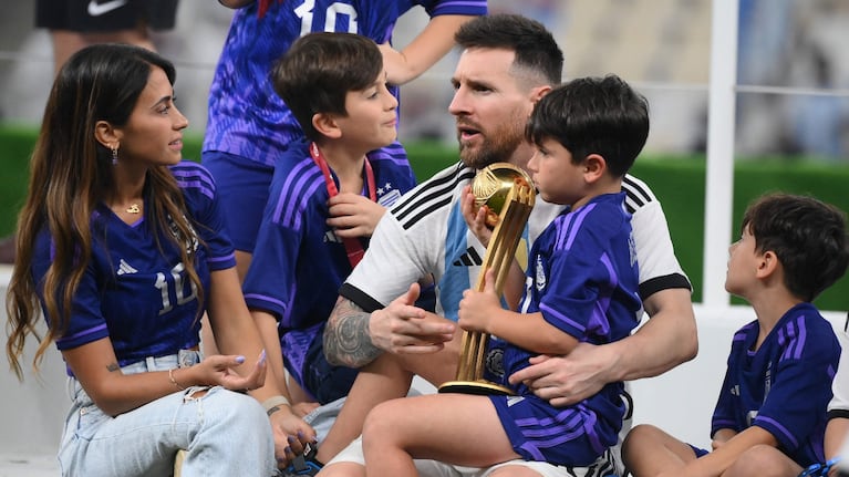 con-una-mencion-especial-a-sus-tres-hijos-antonela-roccuzzo-escribio-una-sentida-carta-por-el-retiro-20260901-000440