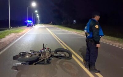 Joven sufrió lesiones graves tras intentar evadir un control policial durante una “picada” de motos