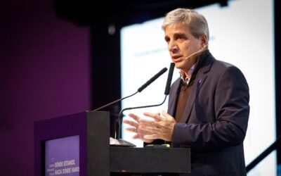 Luis Caputo dará una conferencia de prensa para anunciar medidas antes de una sesión clave en Diputados