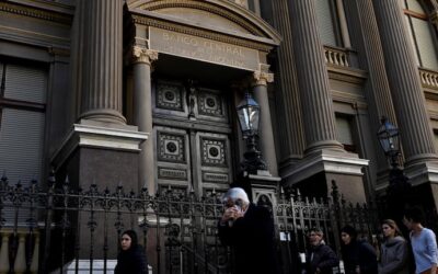Para contener el dólar, el Banco Central redujo las compras de reservas al nivel más bajo en lo que va del año