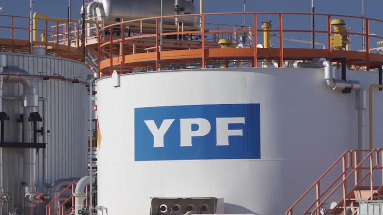 ypf-pidio-sumarse-al-rigi-con-un-proyecto-de-us50000-millones-para-exportar-gas-licuado-de-vaca-muer-20260814-001020