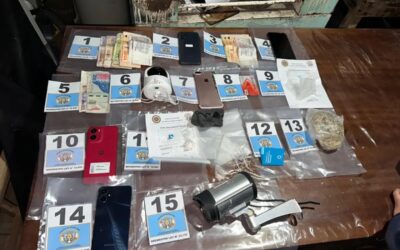 Allanamiento por narcomenudeo en barrio Los Flores: detuvieron a una mujer y secuestraron cocaína