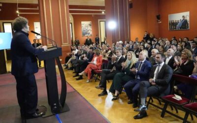 La Casa Rosada les pidió a los legisladores de La Libertad Avanza defender el programa económico y evitar cruces con los gobernadores