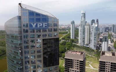 YPF emitió un bono en el mercado internacional por US$1200 millones: es el monto más alto en 11 años para una empresa argentina